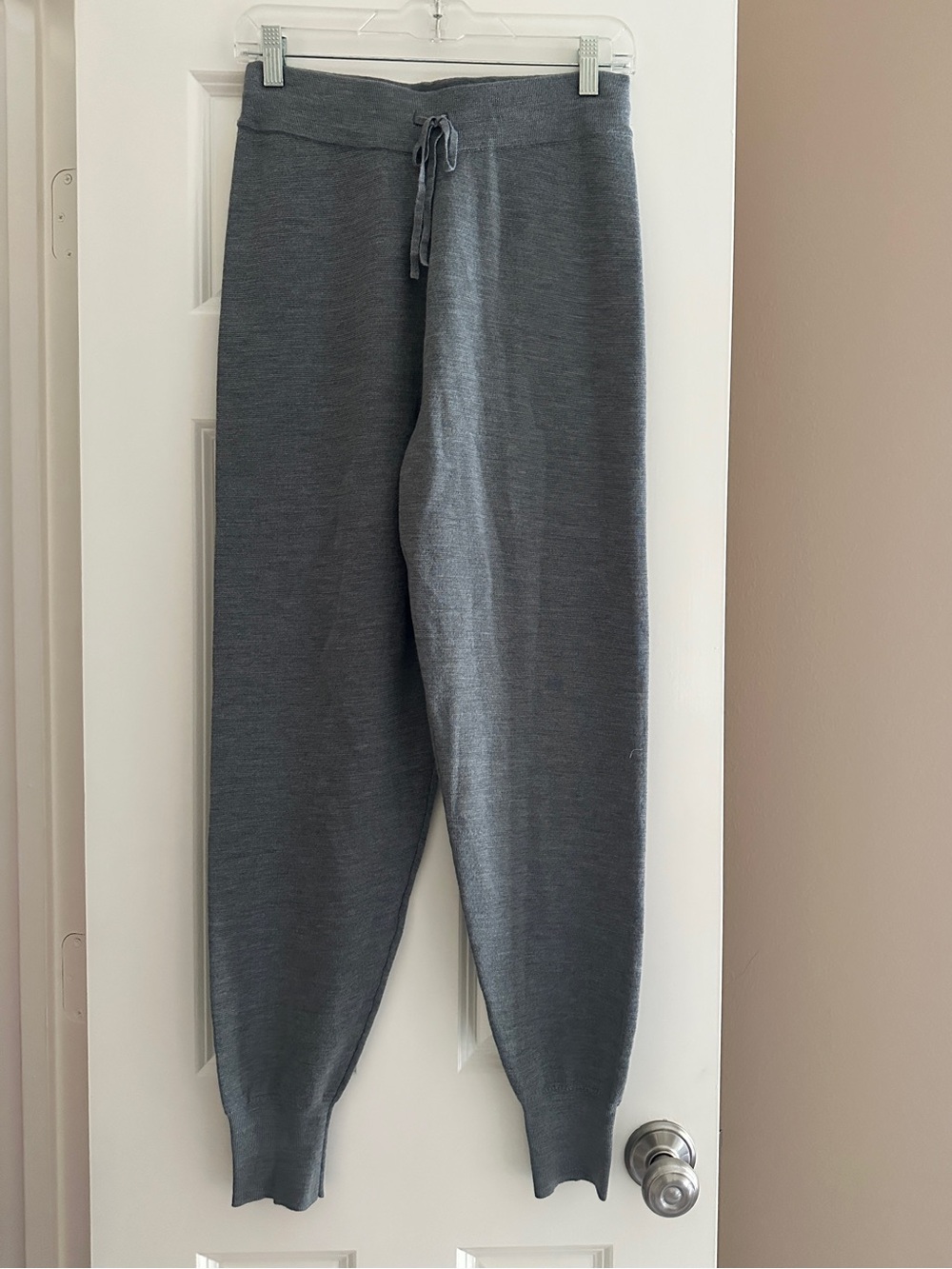 Merino wool jogger pant - Picture 2 of 9